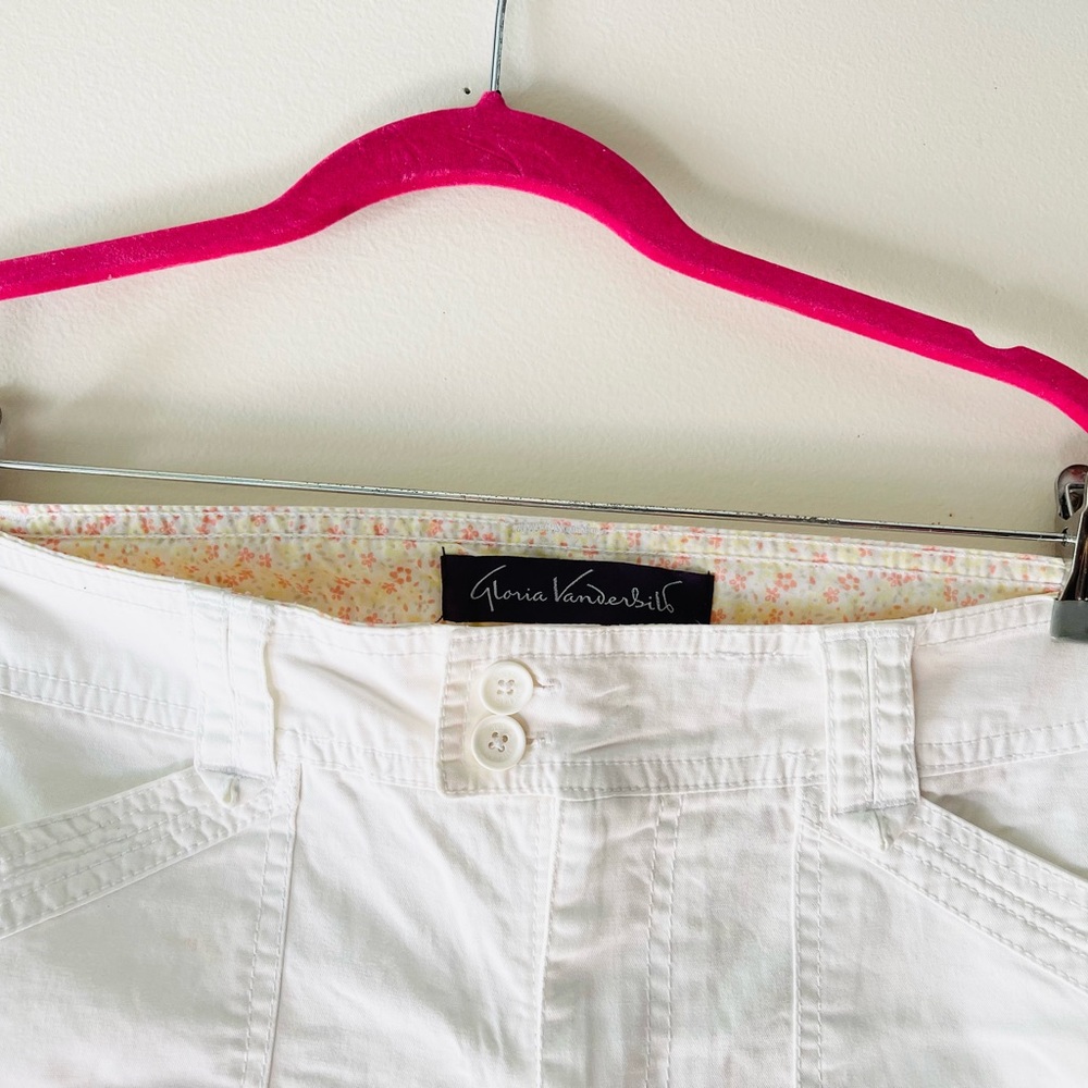 Capris - Picture 5 of 6